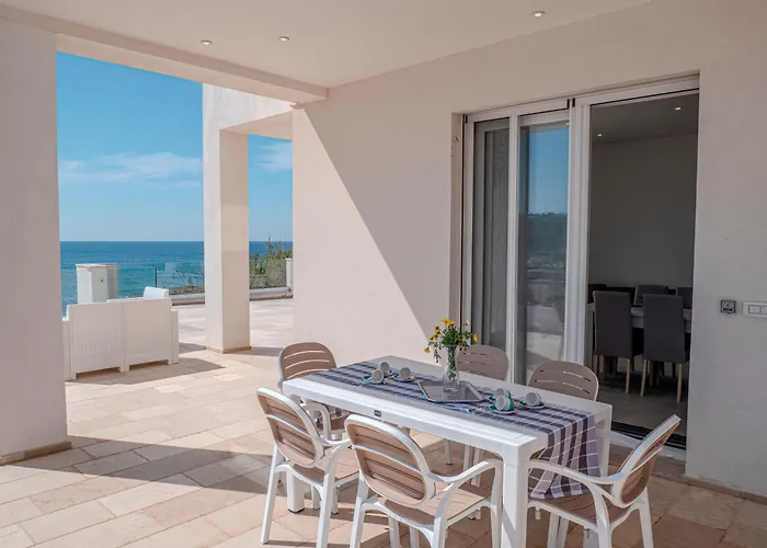 Cordella 33 Apartament *